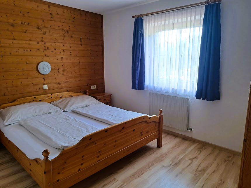 Tweepersoonskamer 1 van vakantieappartement Markbachjoch