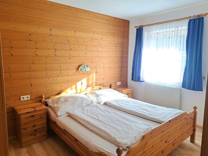 Tweepersoonskamer 2 van vakantieappartement Markbachjoch