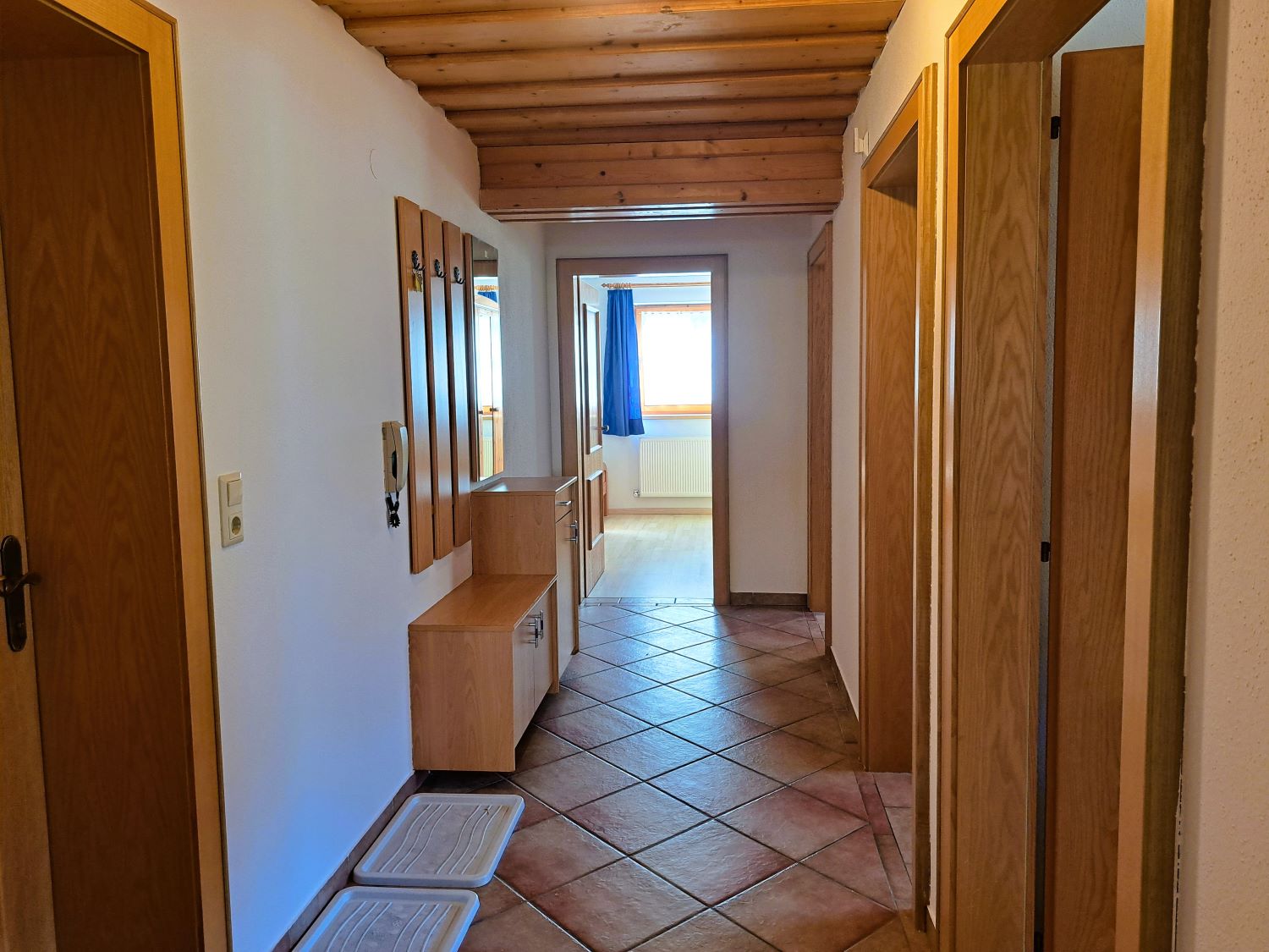 Hal van vakantieappartement Roßkopf