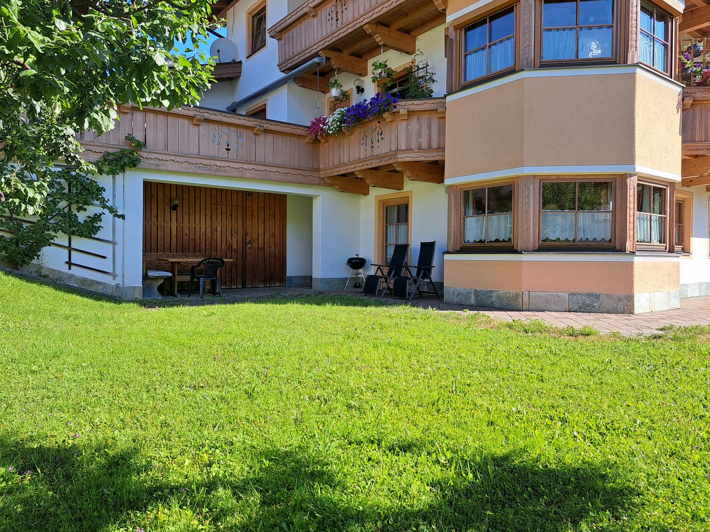 Vakantieappartement Roßkopf met tuin in Oberau Tirol